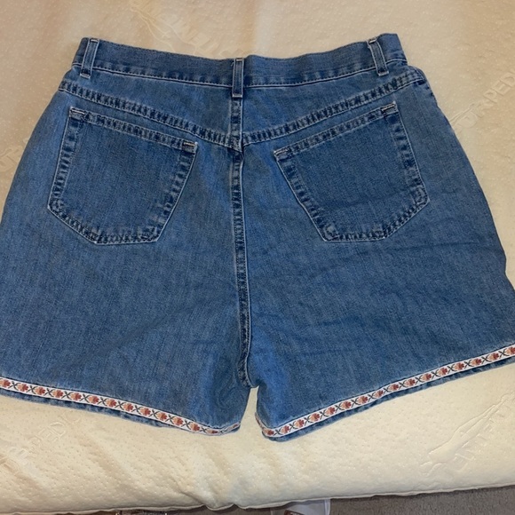 Thrift Find!! Jean shorts with adorable ribbon border!! - Picture 2 of 3